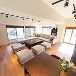Flower Hill Meguro 407