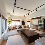 Flower Hill Meguro 407